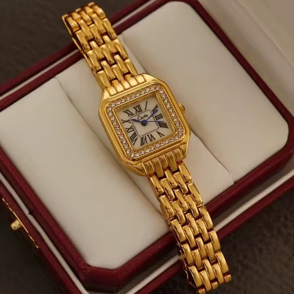 Panthere Classic Rectangle Gold Crystal Watch main image 5